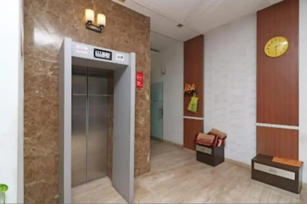 Hotel Era Mahipalpur - photo 21