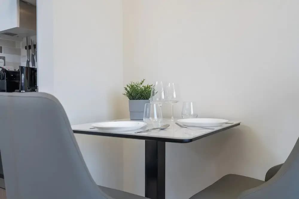 Cozy Studio Budget Friendly - photo 4
