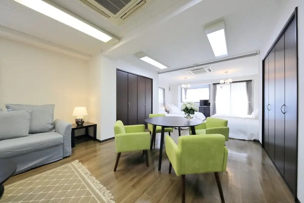 Osaka Namba Rakuraku Hotel - photo 32