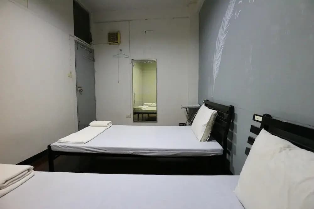 M House Hostel - photo 4