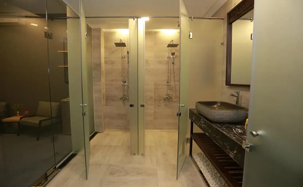 Barneys Danang Backpackers House - photo 8