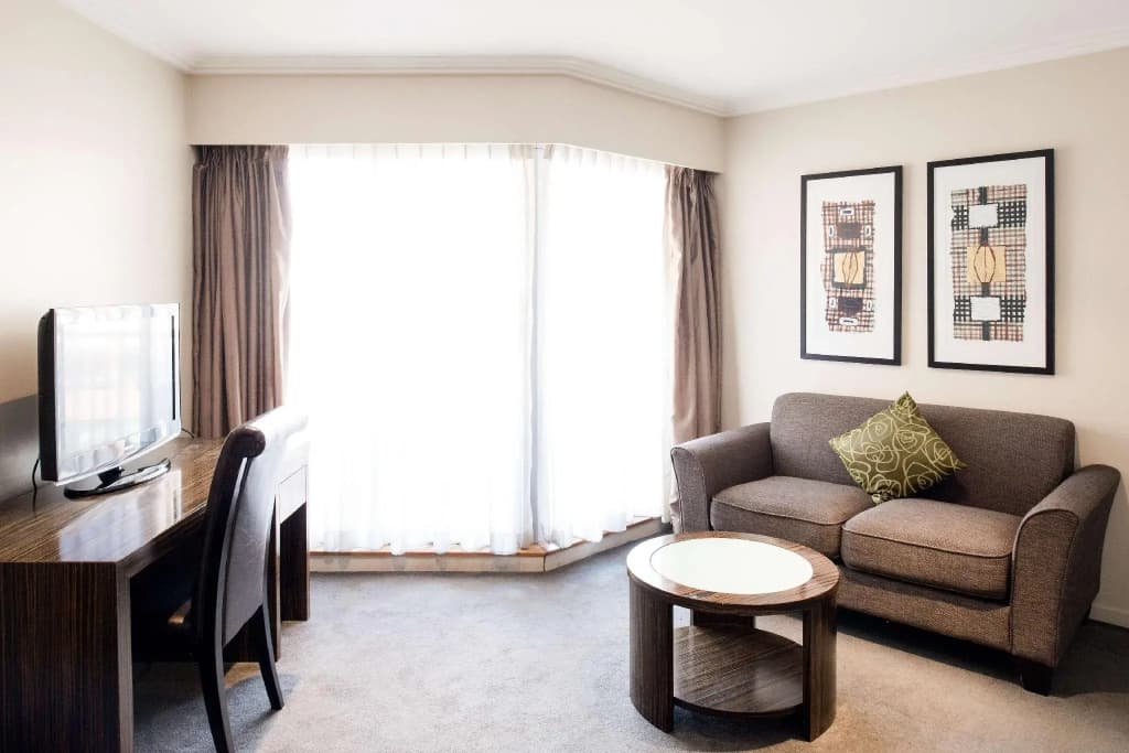Seasons Darling Harbour Sydney Apartments - photo 4