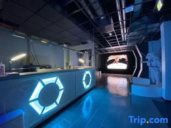 Space Night Capsule Hotel - photo 1