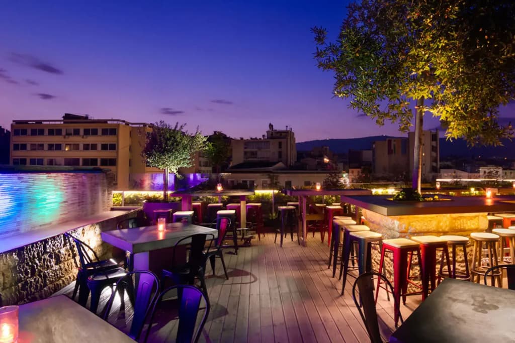 360 Degrees Pop Art Hotel - photo 28