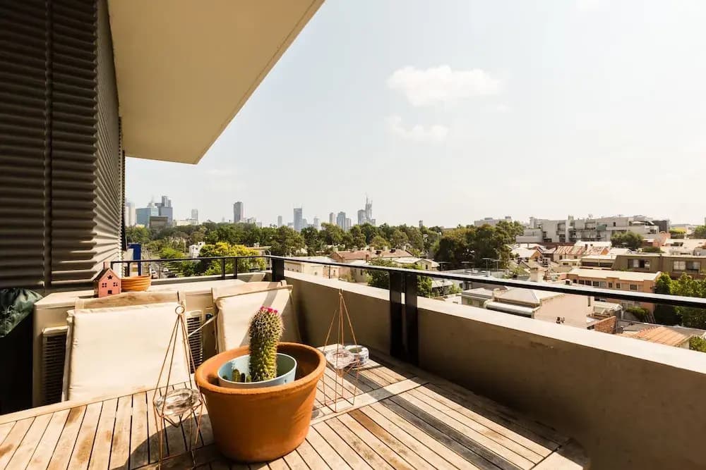 TALIA, 1BDR Carlton Apartment - photo 9
