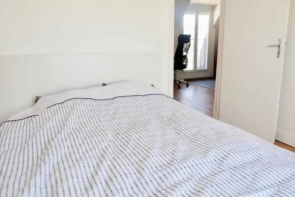 Very Nice Apartment Between Pigalle And Montmartre - photo 2