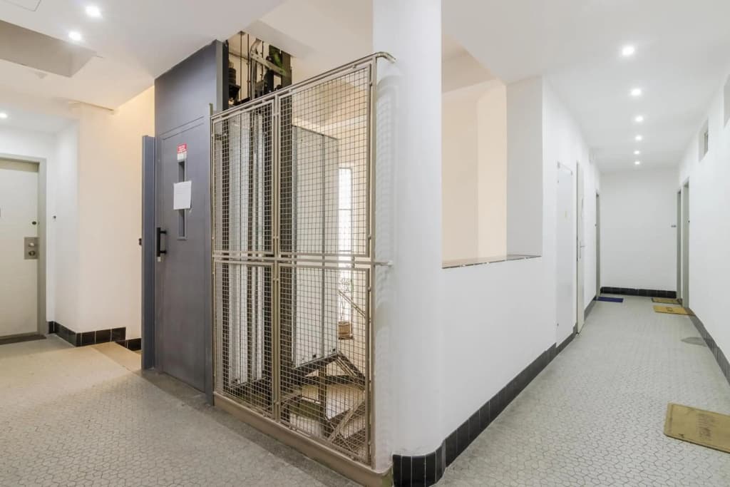 Old Town Studio Apartment - photo 12