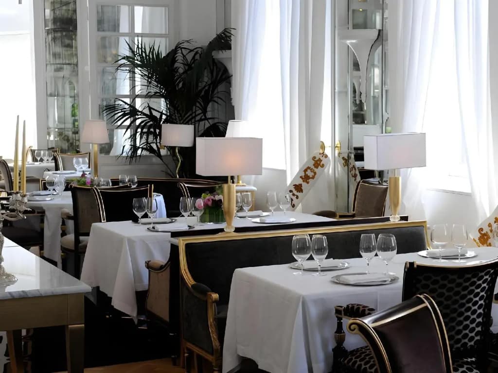 Hotel Majestic Roma - photo 30