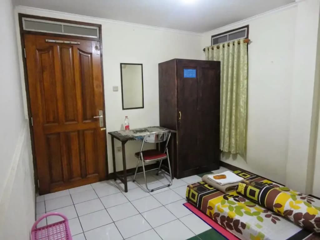 Eline Guesthouse Syariah - photo 5
