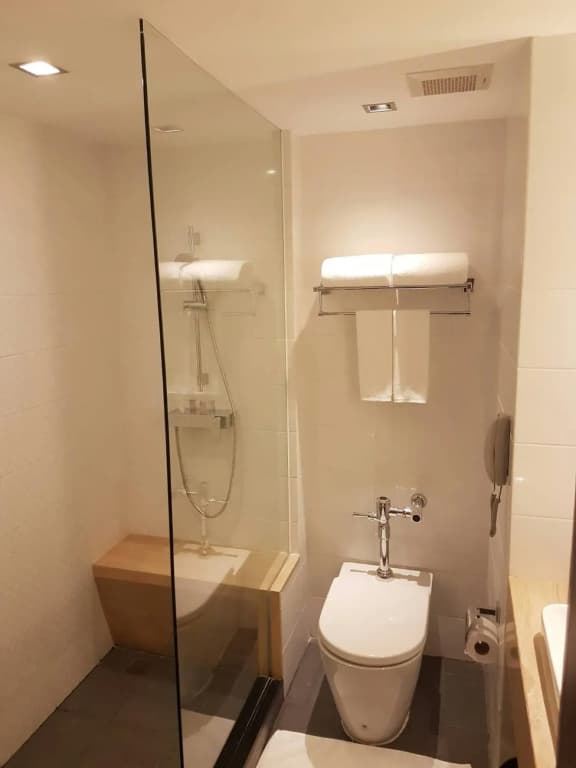 Louis' Tavern Hotel Don Muang - photo 10