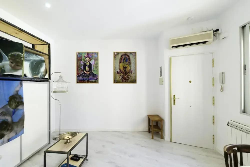 Studio in Madrid, With Wifi - photo 9