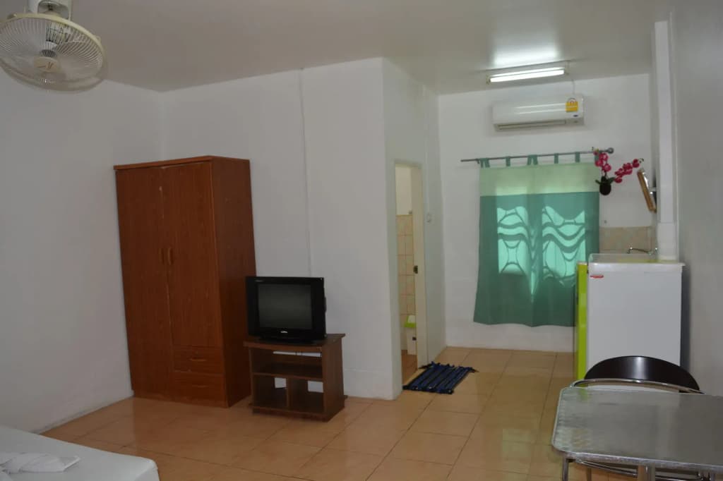 Little Austria Tams Guesthouse - photo 6