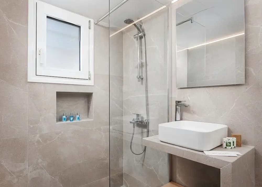 Athenian Hillside Residence - photo 7