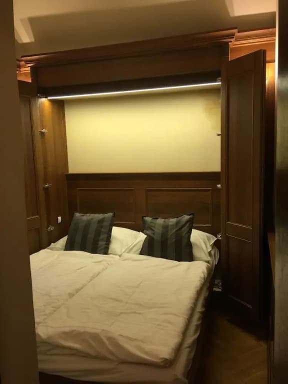 Historical Royal Apartment - photo 3