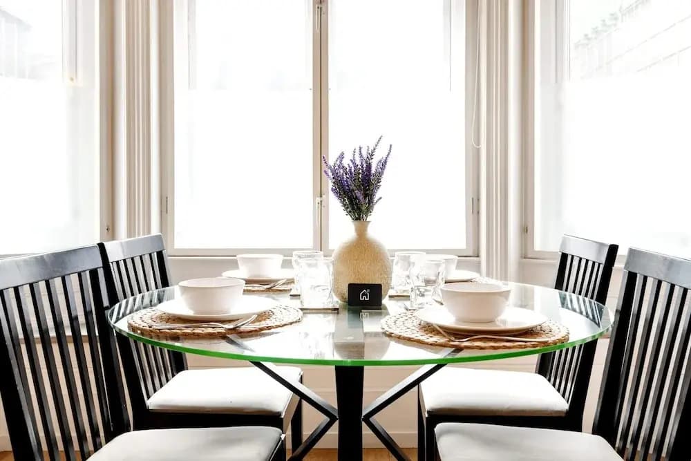 Bright and Modern Mayfair Apartment - photo 14