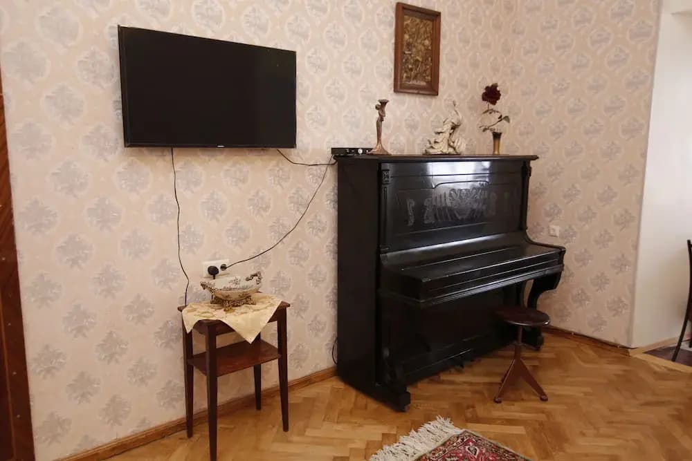 Leon Rooms - photo 24