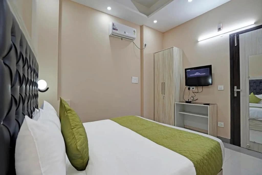 Hotel Green Chilly - photo 17