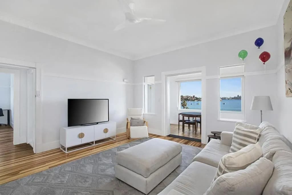 CALE1A - Beachside Harbour Haven - photo 1