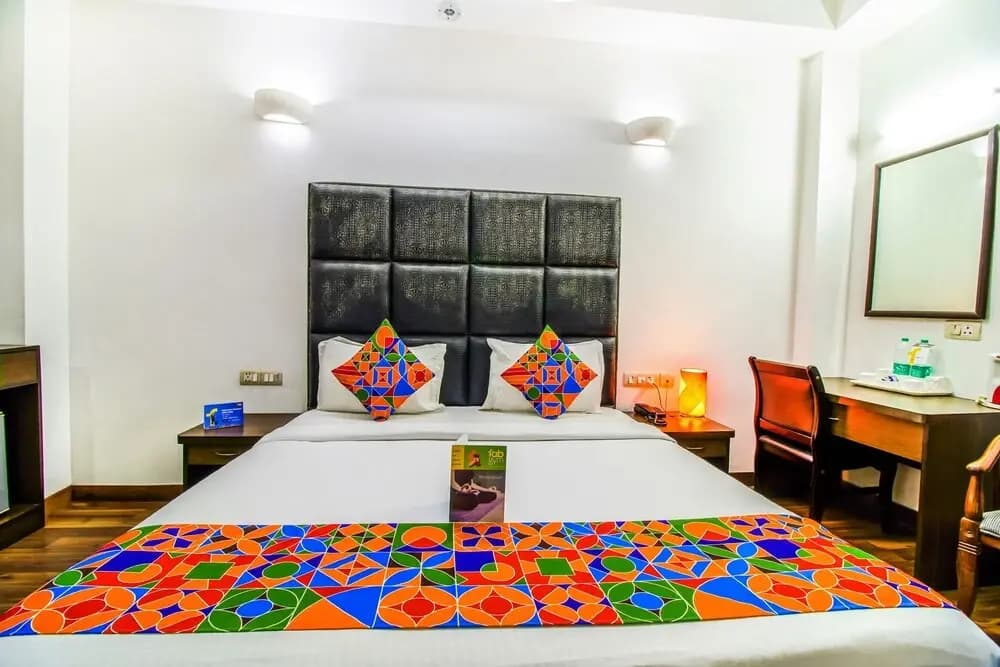 The Cameron by FabHotels - photo 4