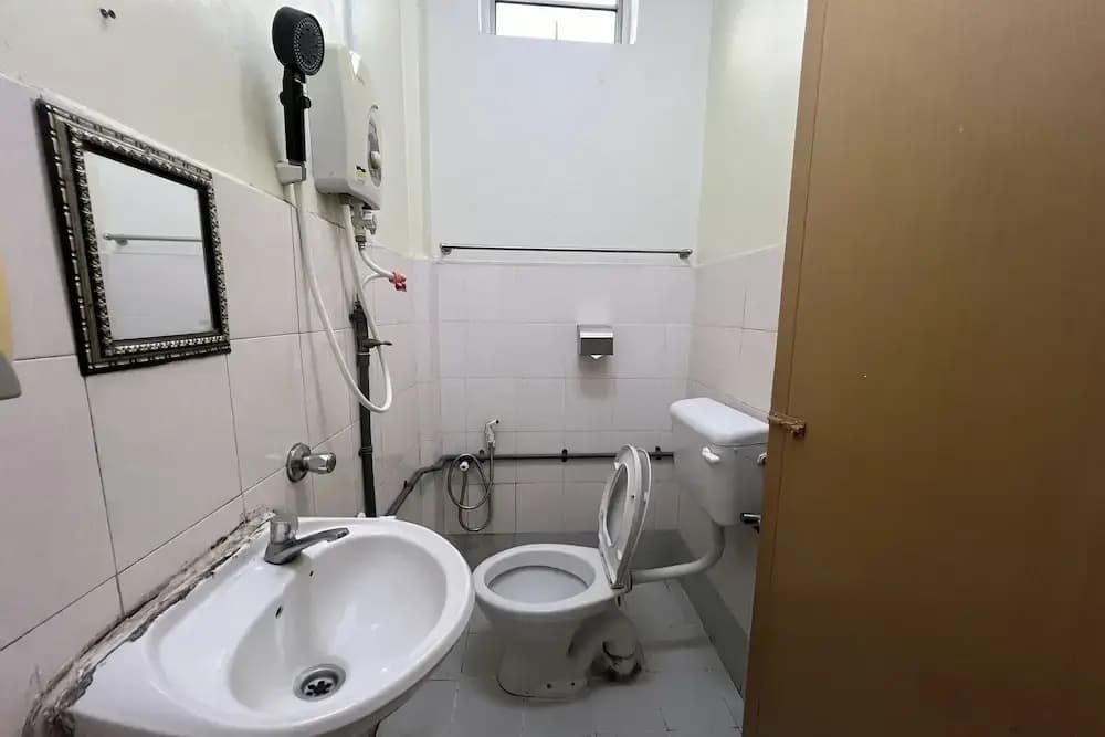 Seri Kemaman Inn, Chukai Terengganu - photo 29