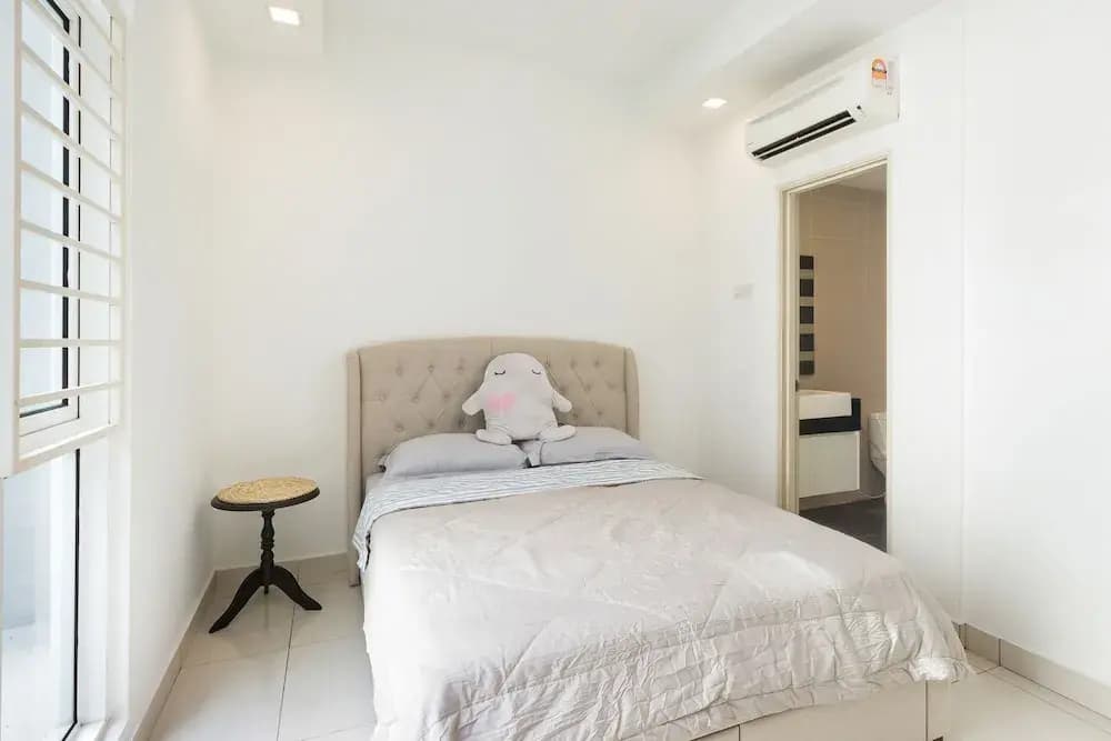 Central Residence at Sungai Besi, Kuala Lumpur by Liberty Home - photo 4