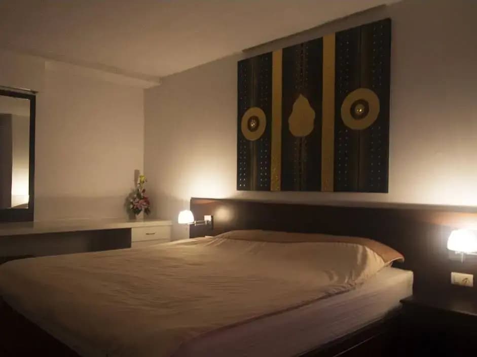 38 Mansion - photo 1