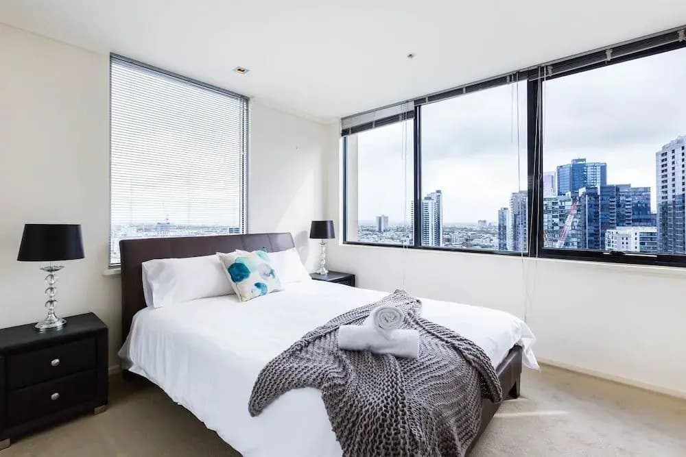 MORGAN, 2BDR Southbank Apartment - photo 5