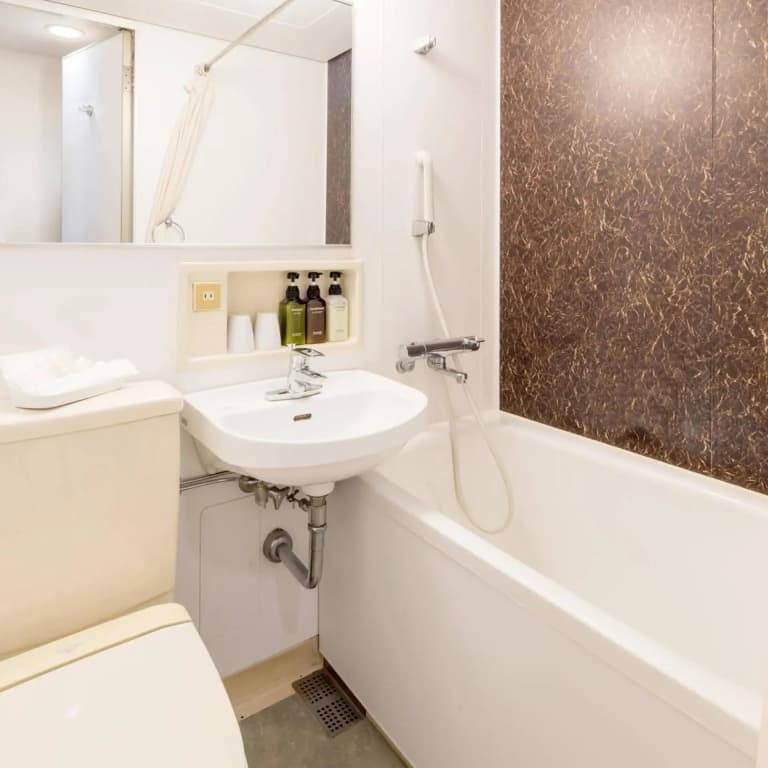 New Osaka Hotel - photo 36