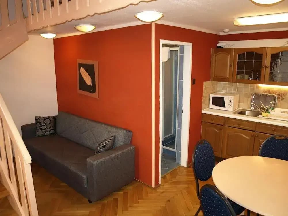 Liechtenstein Apartments II - photo 15