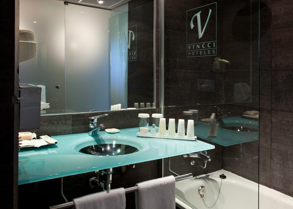 Hotel Vincci Maritimo - photo 23