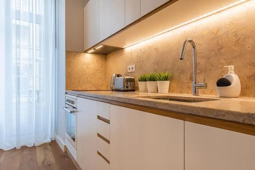Upscale & Trendy flat in the Center - photo 16