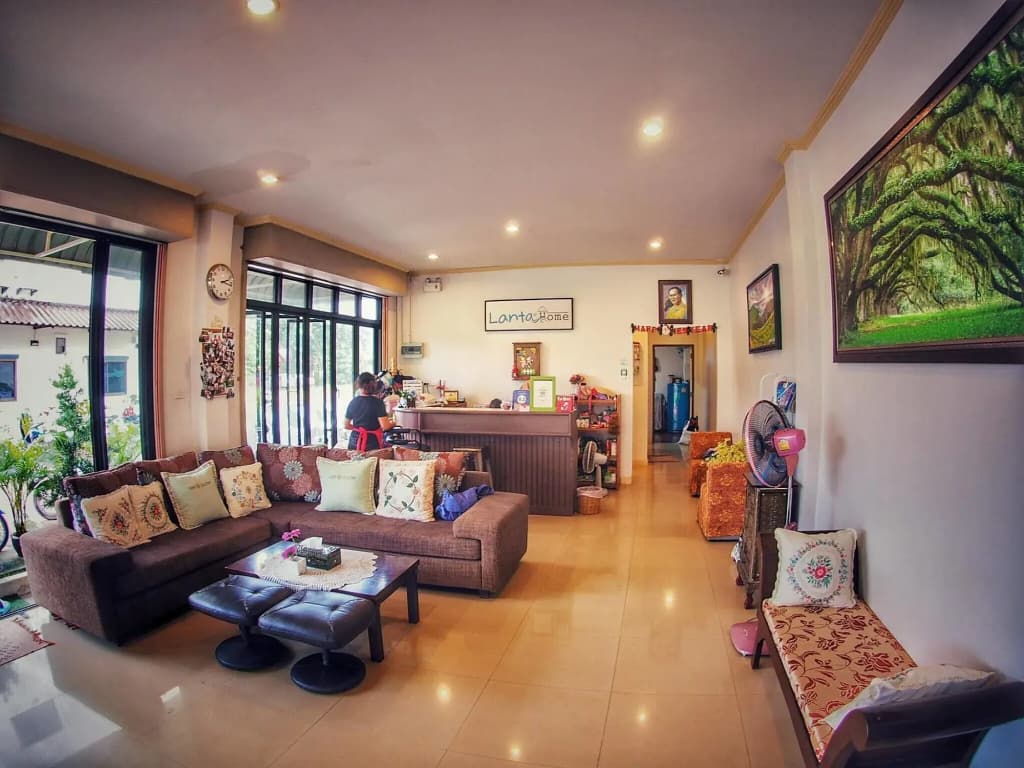 Lanta at Home - photo 2