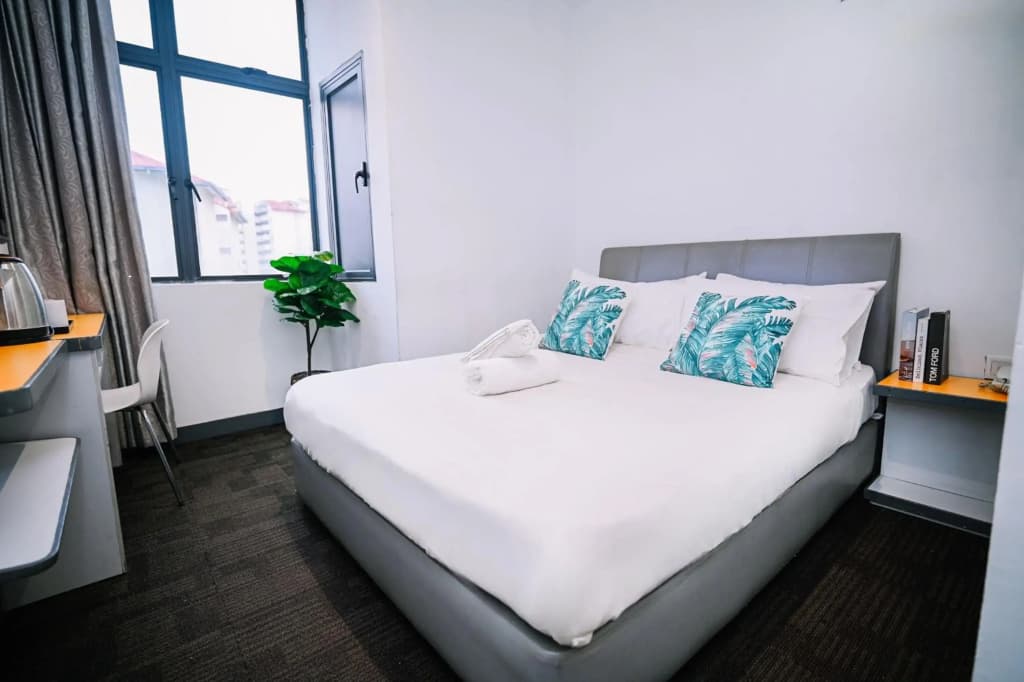 Swing and Pillows — KL Sg Besi Hotel - photo 18