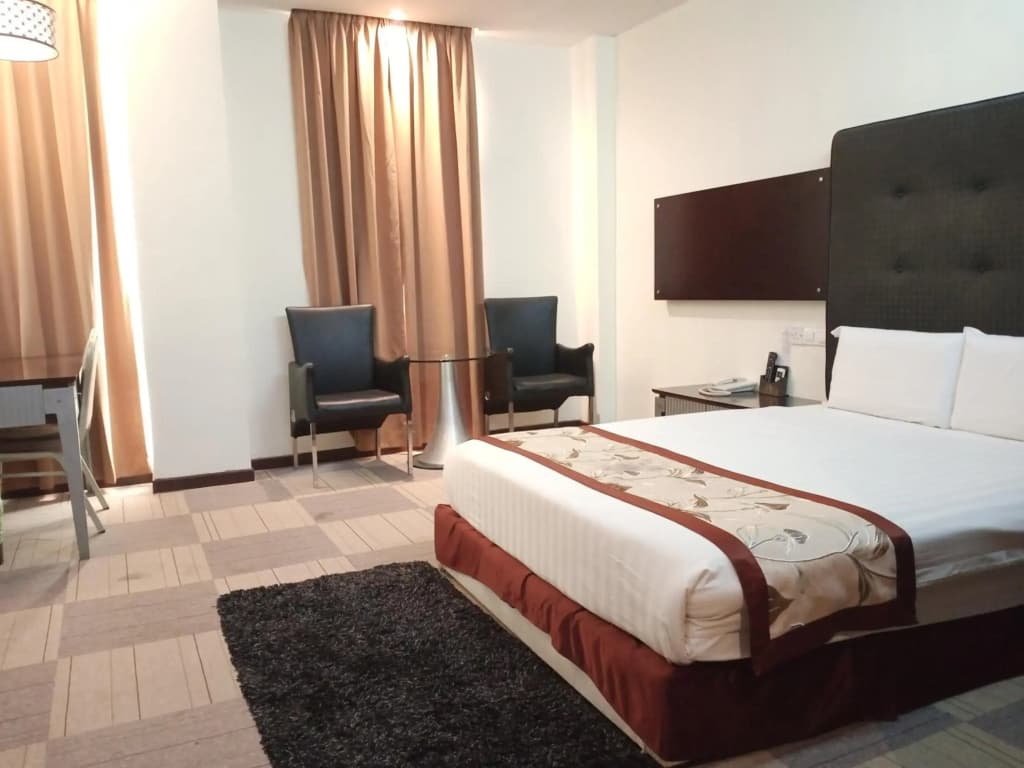 Shervinton Executive Boutique Hotel - photo 25