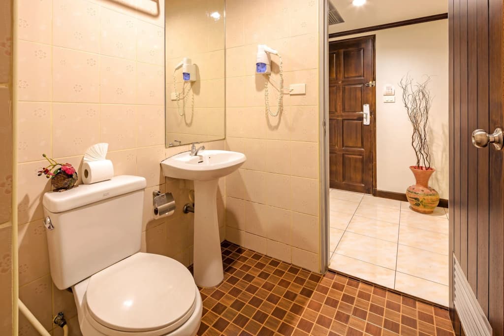 Tanawan Phuket Hotel - photo 35