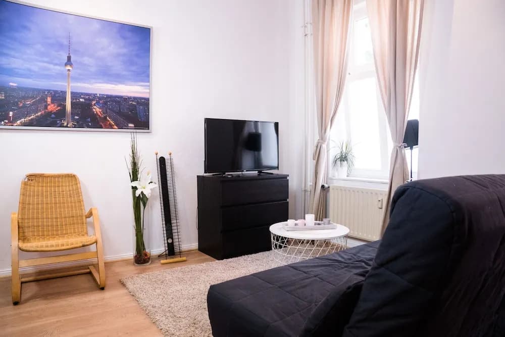 Bed'n'Work Apartment Friedrichshain - photo 6