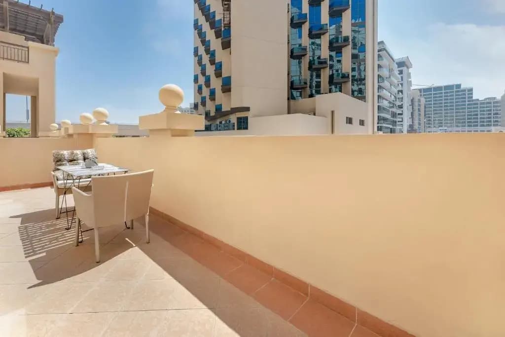 Luxurious 3BR Townhouse with Maid's & Private Pool in Palm Jumeirah - photo 24