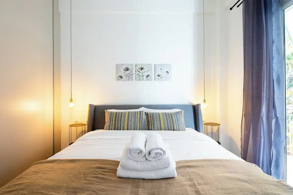 Mystique 2-Bedroom Apartment in Athens - photo 4