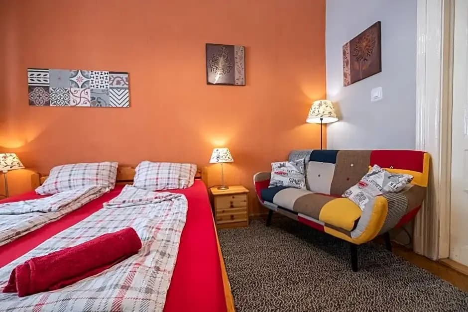 Pesto Hostel - photo 2