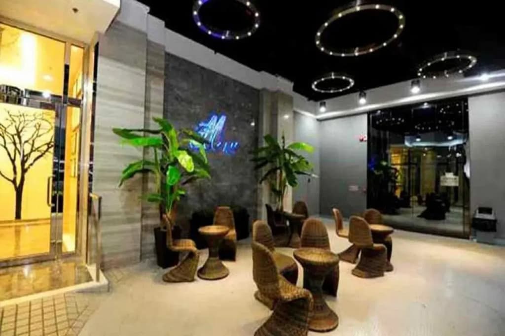 M1 Yau Ma Tei Hotel - photo 2