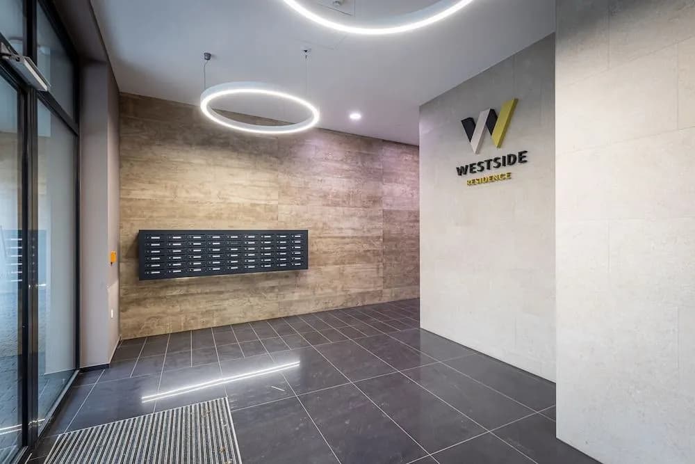 Venus Apartments - Westside Residence - photo 10
