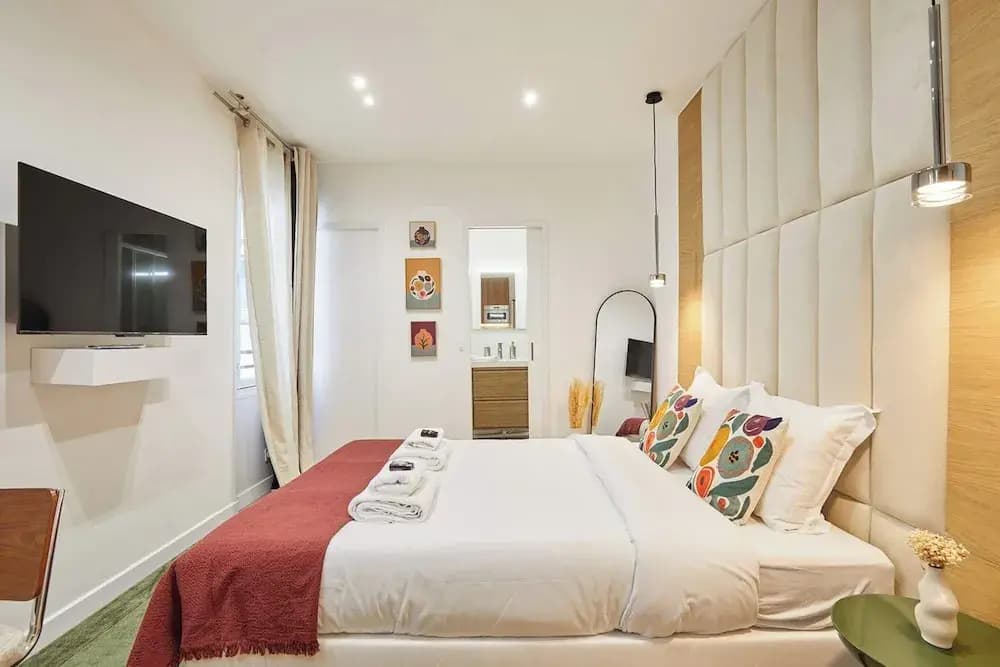 Luxury Suite in the Center of Paris - photo 2