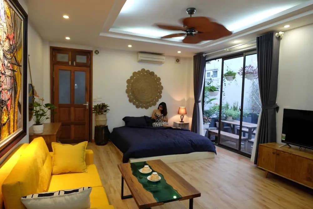 The Gallery House - photo 20