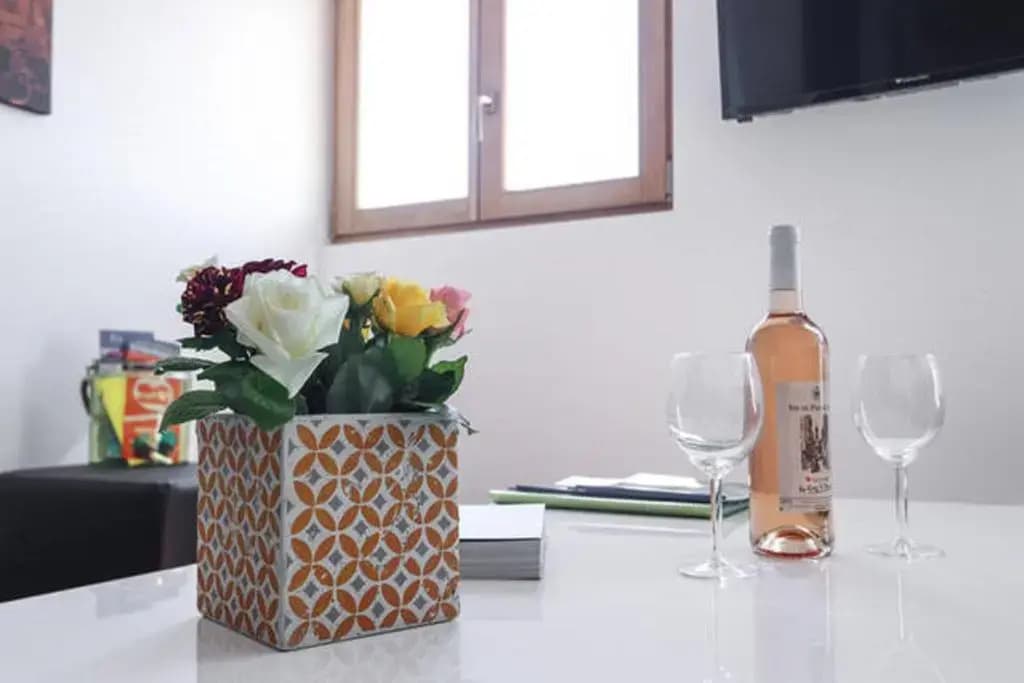 Gilly 4 - EXCEPTIONAL 2BEDS, SEA VIEW, MODERN,A/C, OLD TOWN - photo 17