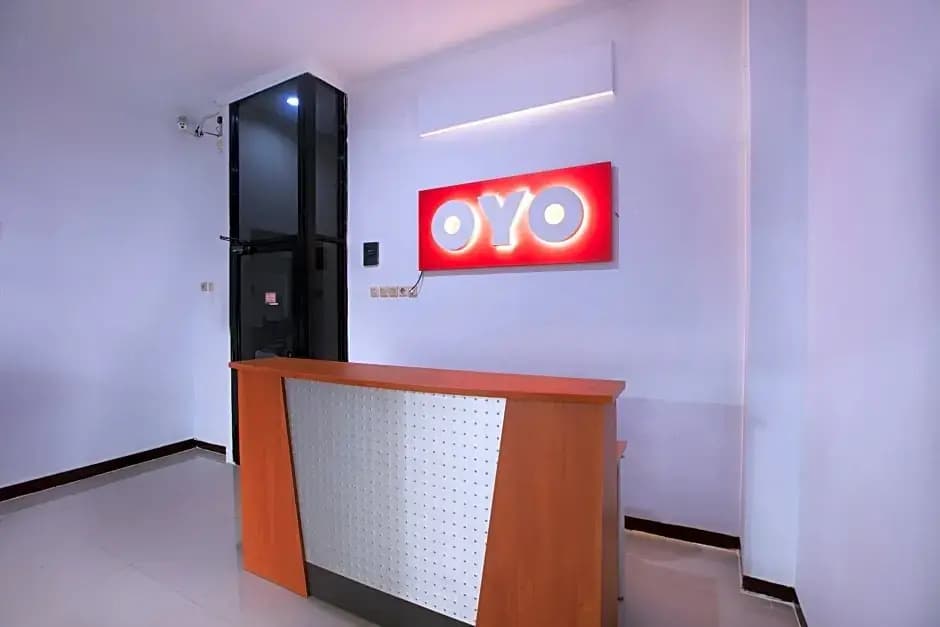OYO 176 Near Cideng Virgo Residence - photo 14
