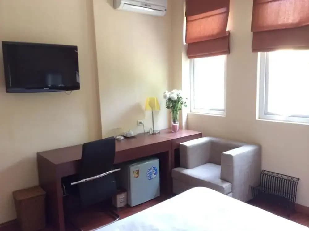Tulip Hotel Vu Ngoc Phan - photo 4