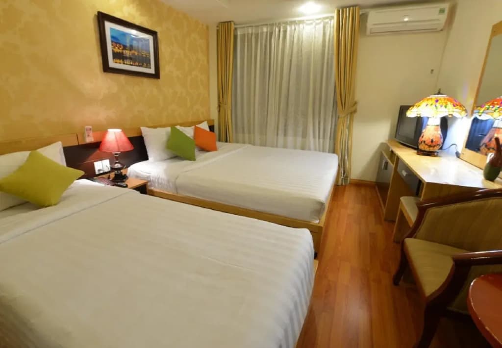 Old Quarter Centre Hotel - photo 2