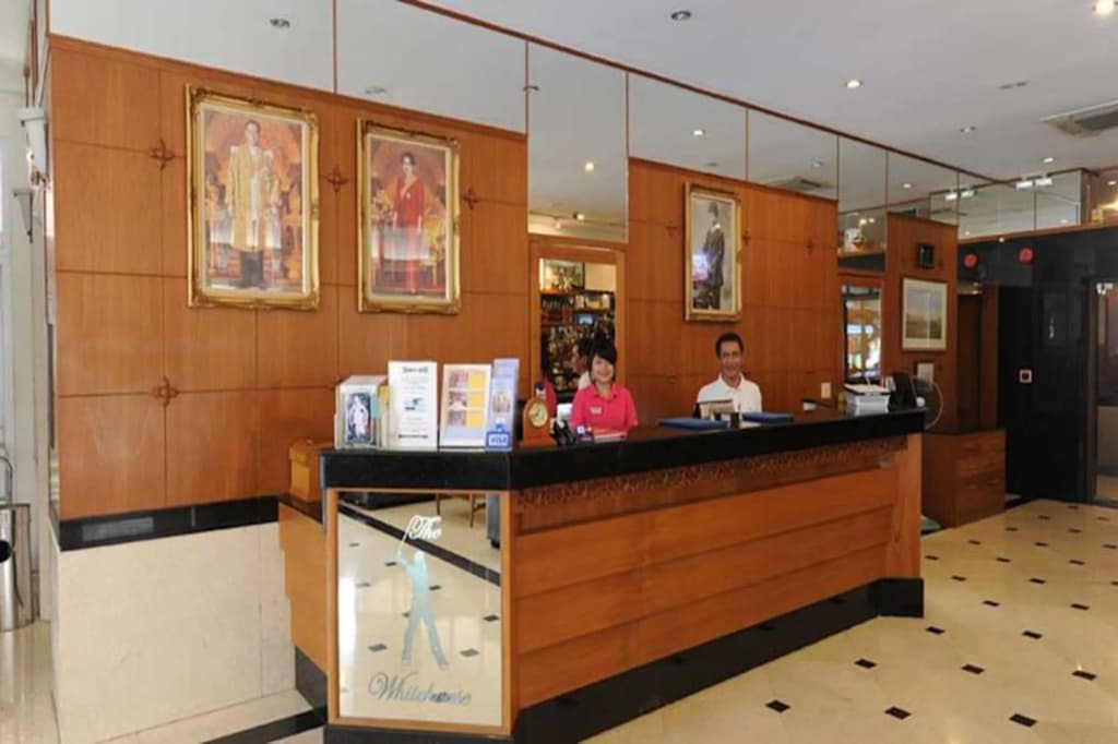 Whitehouse Condotel - photo 2