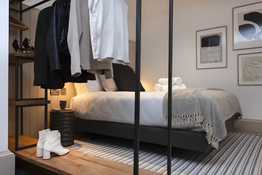 29 Queen Street Aparthotel - photo 6