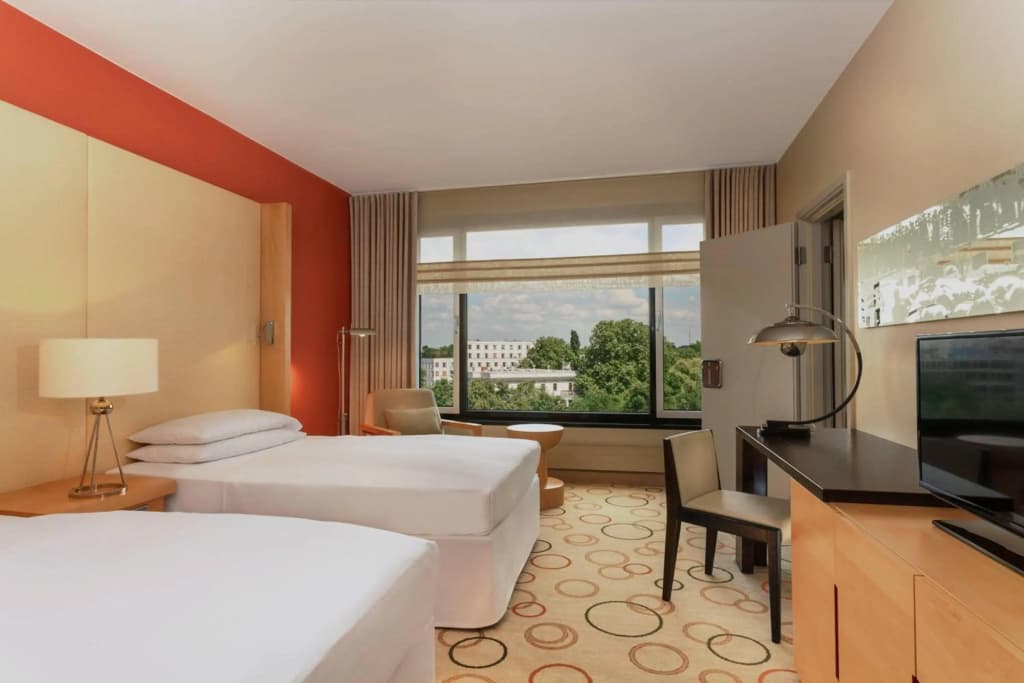Sheraton Berlin Grand Hotel Esplanade - photo 6